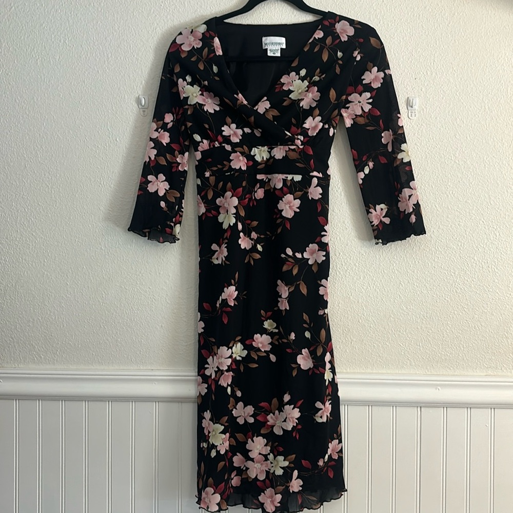 Motherhood Maternity floral dress, size medium